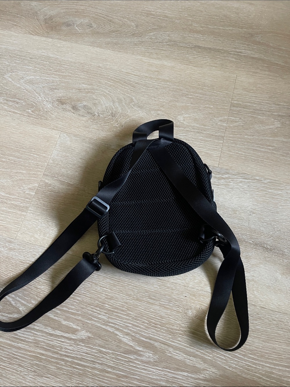 Adidas black mini backpack purse - Picture 4 of 5